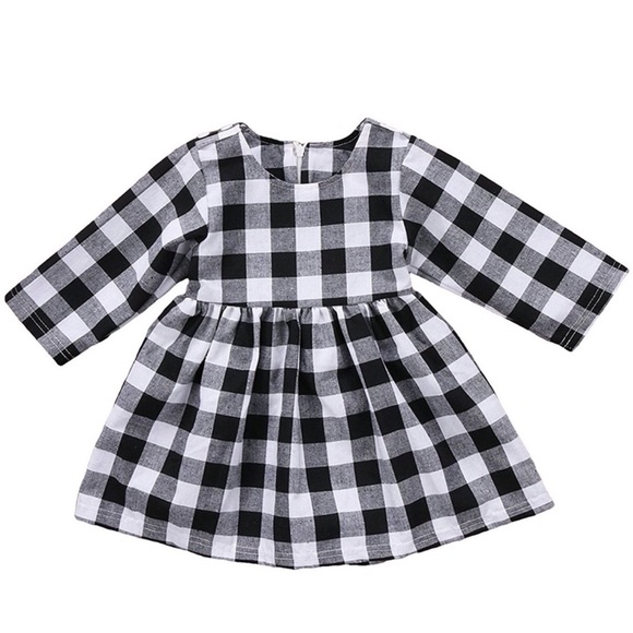 Ella Classic Black And White Plaid Dress - Picture 7 of 7